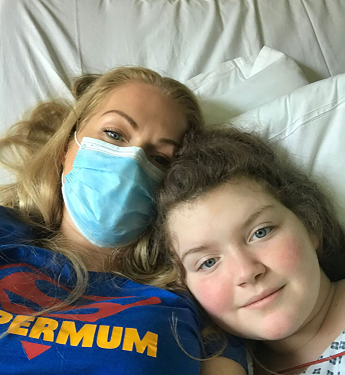 Penelope and Natasha together during a hospital stay